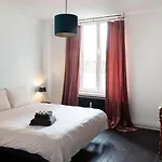 Apartment Chic Retreat, Steps To Ostende