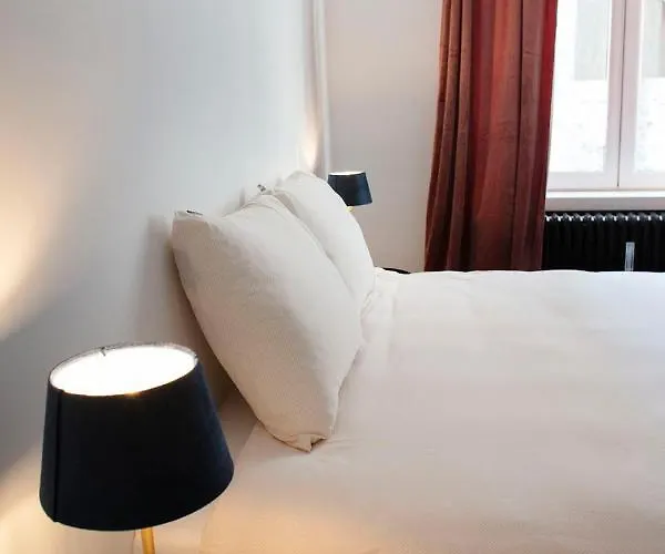 公寓 Chic City Retreat, Steps To Beach *